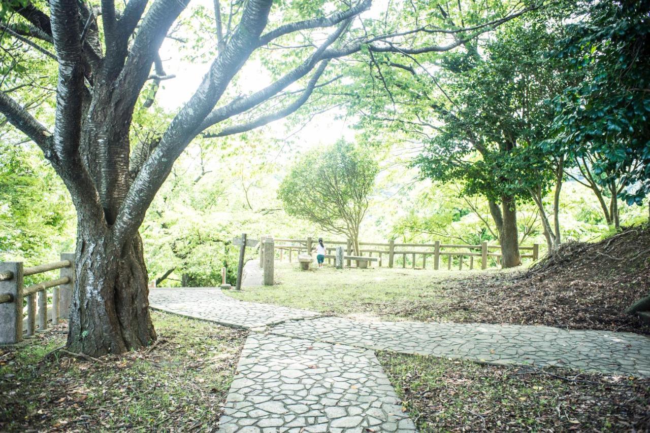 Book & Guesthouse Hitotomaru Toyooka  Exteriér fotografie
